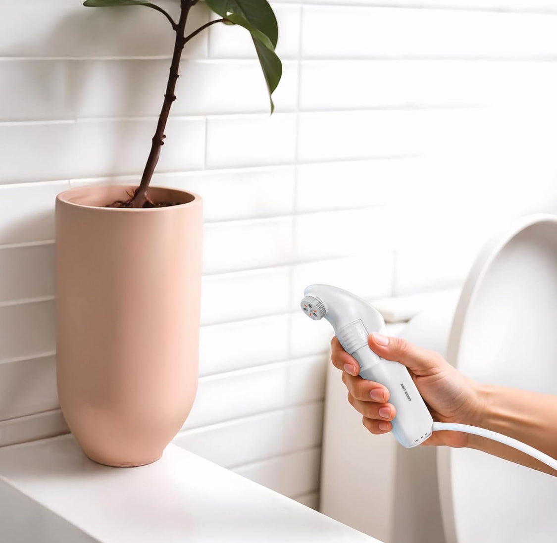 شطاف سفر قابل لاعادة الشحن